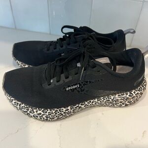 Ladies Brooks Running Shoes